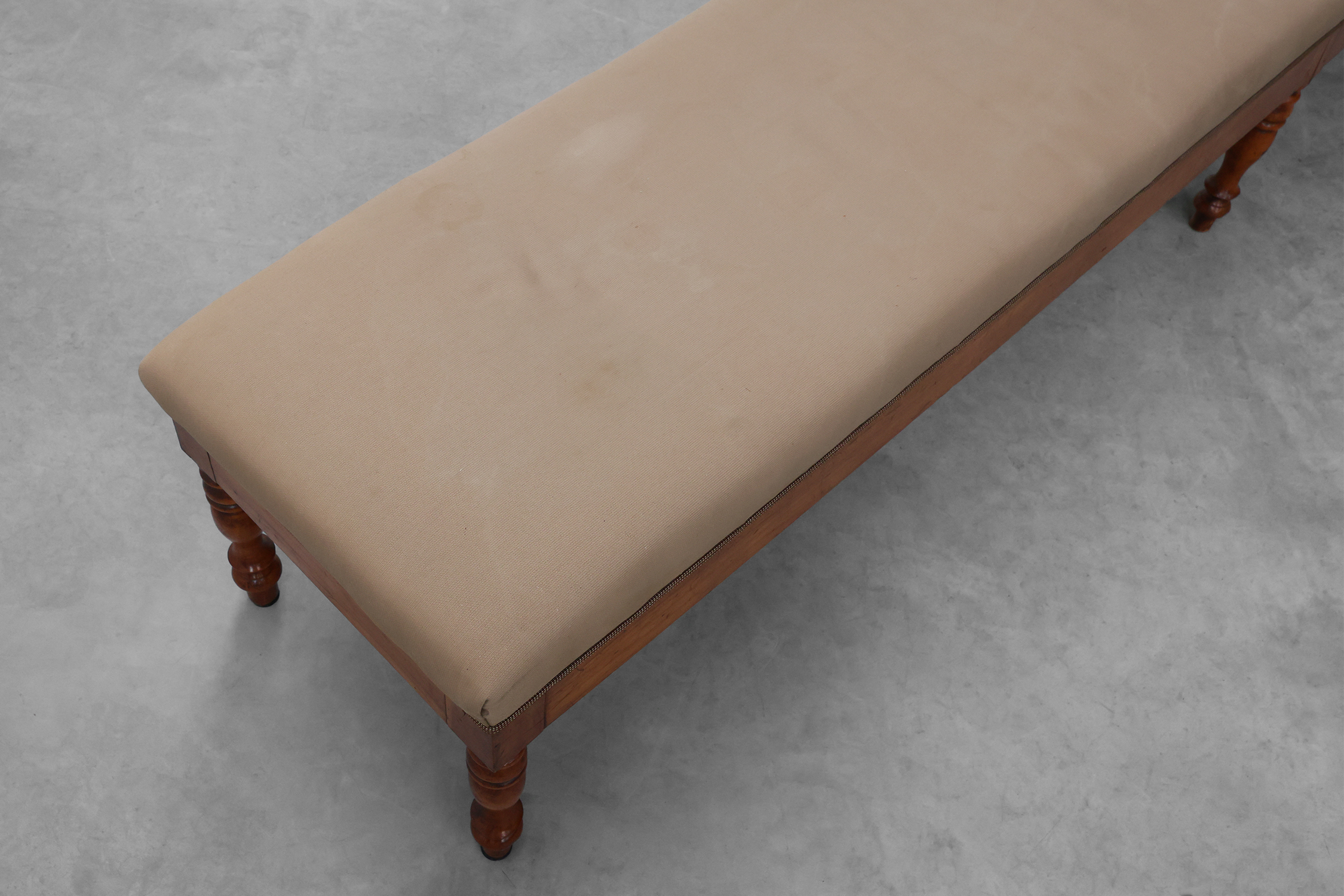 Elegant 19th Century Bench with Six Turned Legs, circa 1840thumbnail